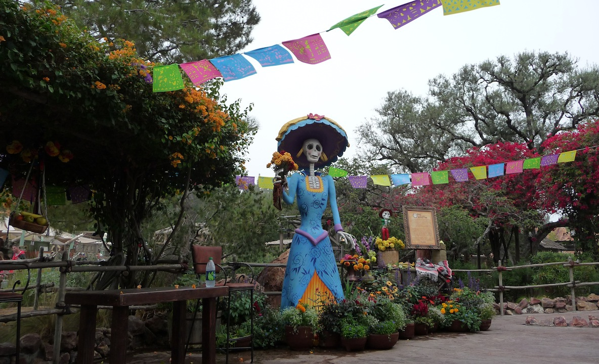 halloween disneyland 2011 halloween disneyland 2011
